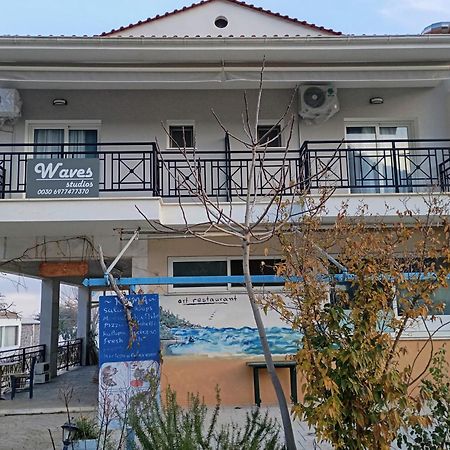 Waves Studios Chrysi Ammoudia Exterior foto